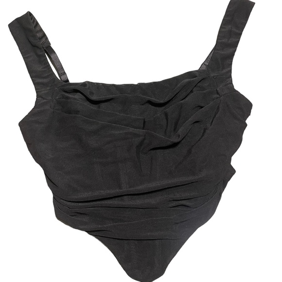 NWT Women’s Top - Picture 4 of 8